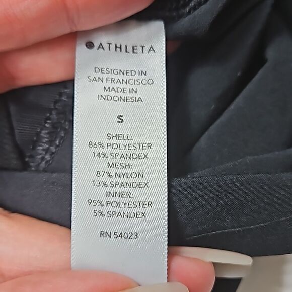 Athleta Hustle 3" Short size S - Picture 7 of 8